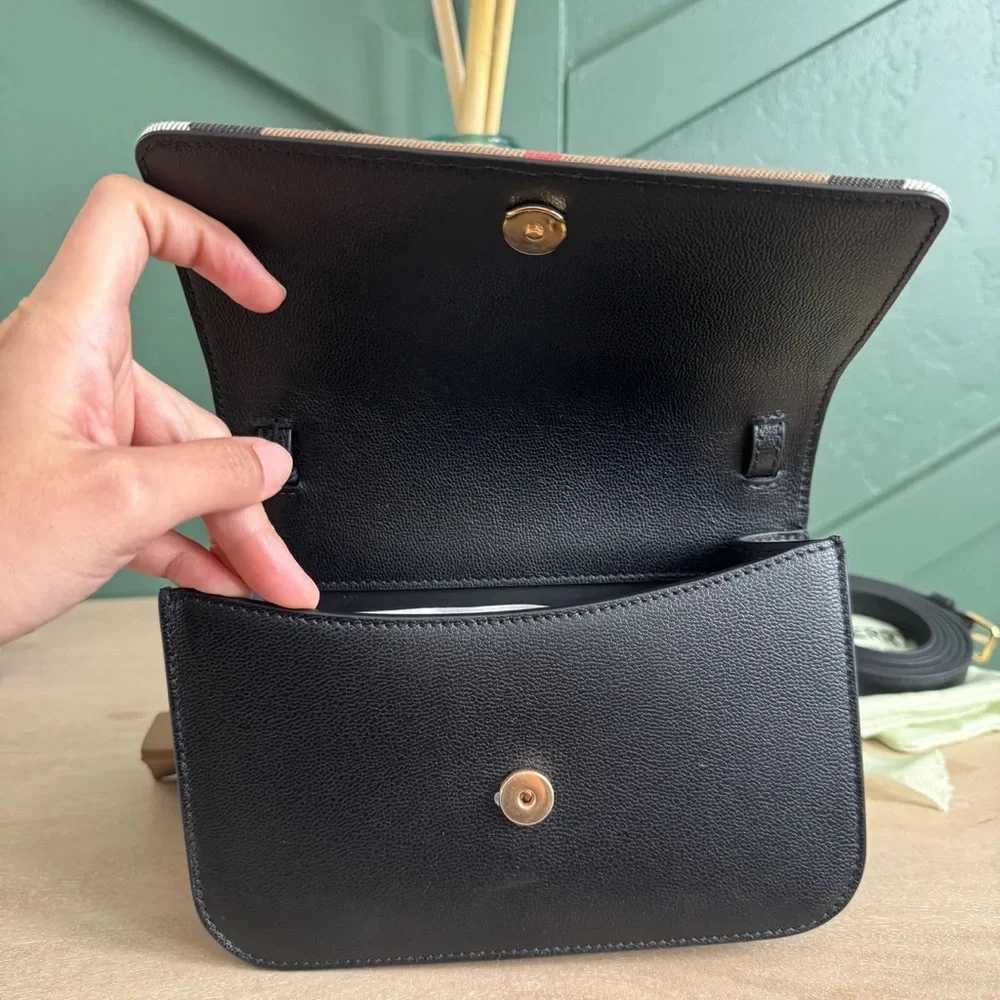 Burberry HOUSE CHECK BLACK CALFSKIN LEATHER MADISON FLAP CROSSBODY 8084026 NWT - Picture 10 of 11